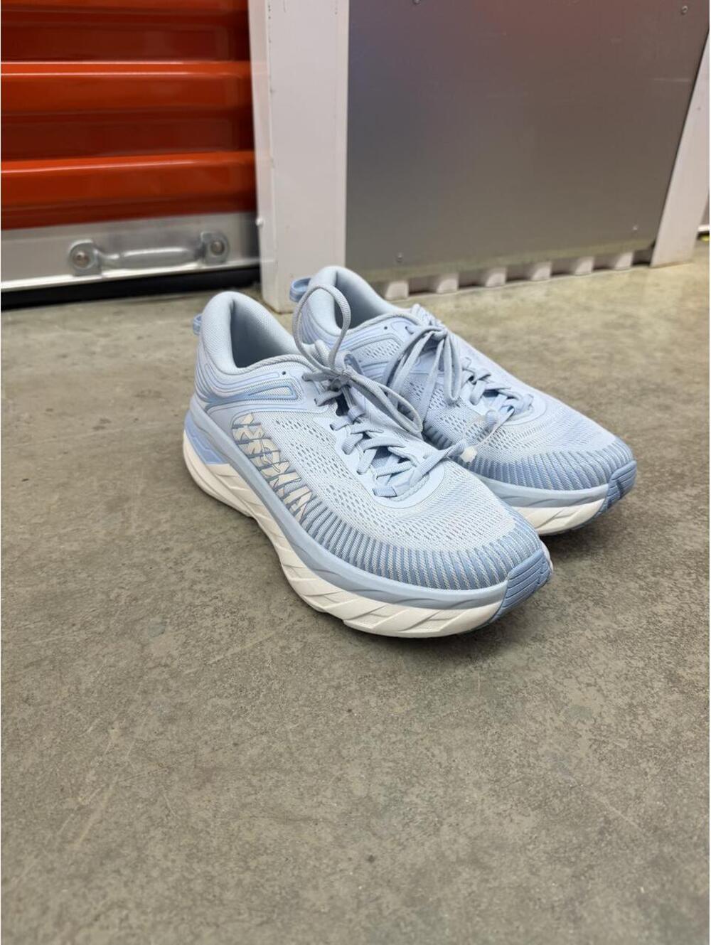 hoka one one bondi 7 baby blue and white running gym shoes size 8.5 WOMENS